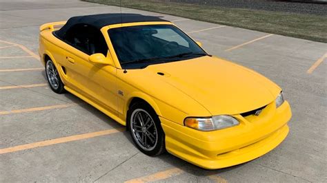 1995 Ford Mustang GT Convertible - CLASSIC.COM