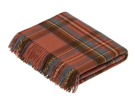 Tartan Plaid- Merino Lambswool Throw Blanket - Antique Royal Stewart-M