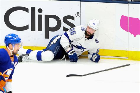 Nikita Kucherov injury hangs over Islanders-Lightning Game 7