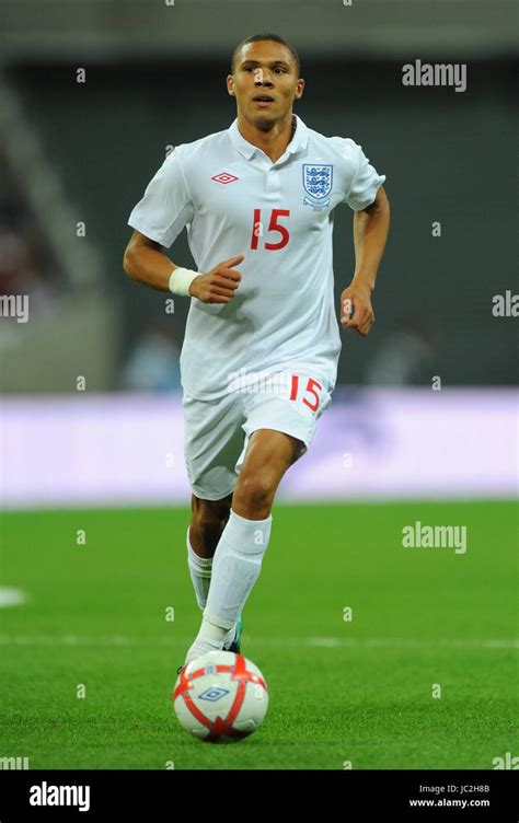 KIERAN GIBBS ENGLAND WEMBLEY STADIUM LONDON ENGLAND 11 August 2010 ...