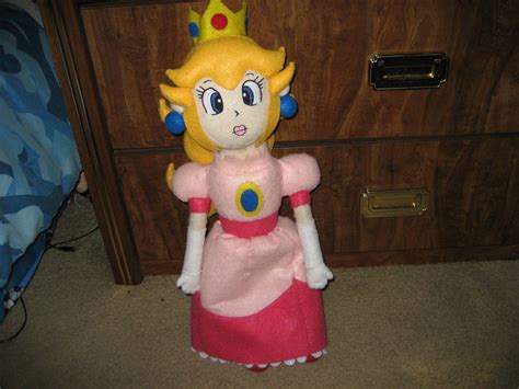 Princess Peach handmade plush by peachnamyfan on DeviantArt