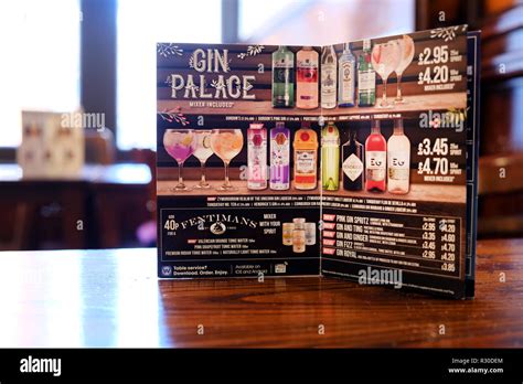 Jd wetherspoon hi-res stock photography and images - Alamy