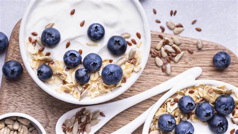 The 7 Healthiest Yogurt Brands You Can Buy