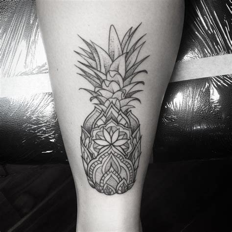 Pineapple tattoo | Pineapple tattoo, Tattoos, Pineapple tattoo meaning