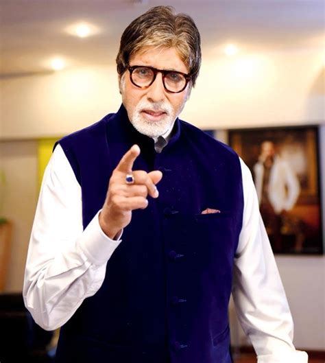 44 years on, Amitabh Bachchan doesn’t know who owns ’Abhimaan’ rights