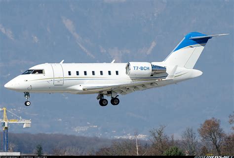 Bombardier Challenger 605 (CL-600-2B16) - Untitled | Aviation Photo ...