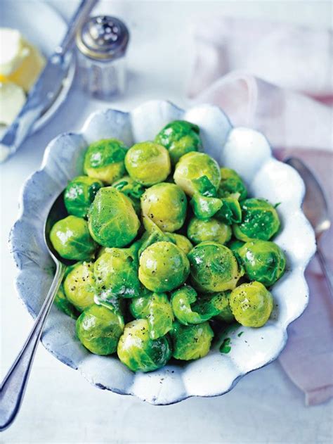 Mary Berry's recipe for Brussels sprouts - Christmas cooking tips/advice from the Bake-off star ...