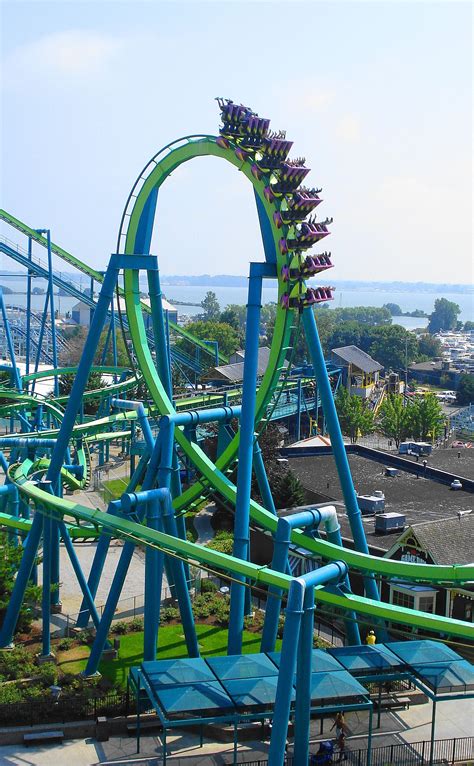 cedar point The Raptor...one of the best Scary Roller Coasters, Roller ...