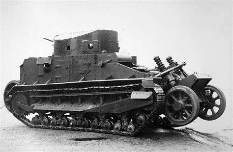 Vickers Medium Mk. I & Mk. II interwar British tanks (1923) | British tank, Tanks military, War tank