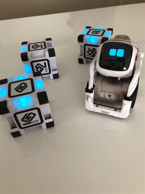 Cozmo Robot, Hobbies & Toys, Toys & Games on Carousell