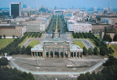 Wall at brandenburg gate aerial view 1981 | Flickr - Photo Sharing!