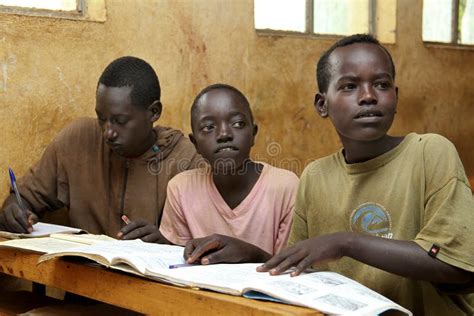 Children Study at Ethiopian School. Editorial Stock Image - Image of river, village: 46872324