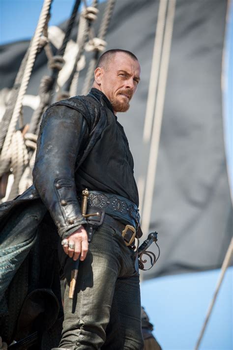 Black Sails - captain James Flint | Pirati, Eventi, Vestiti