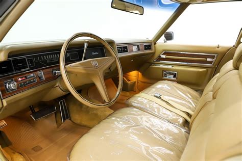 1972 Cadillac Fleetwood | Volo Museum