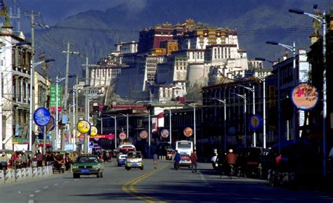 China aims for more urbanization, immigrants in Tibet - Tibetan Review