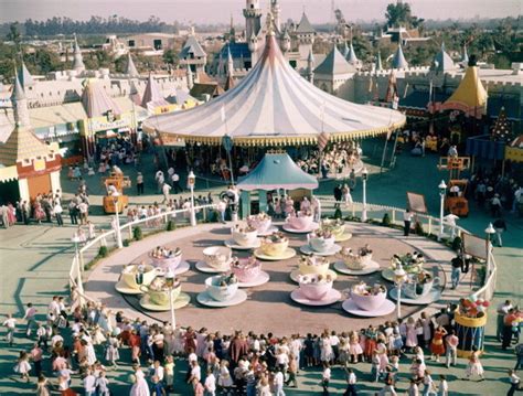 Time Travel: The History of Amusement Parks :: Travel :: Galleries :: Paste