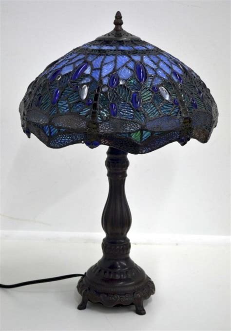 Tiffany Lamp (BLUE) : Lot 410