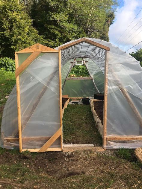 Frugal greenhouse or polytunnel build | 🌱 ️ Permapeople Blog