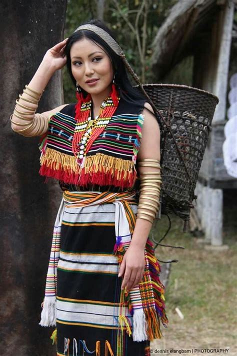 Kabui attire manipur | Moda, Modelos, Mulheres indigenas