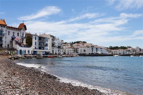 Beach in Cadaques, Spain stock image. Image of plants - 25514123