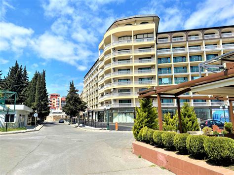 Aparthotel Miramar Palace n the city Sunny Beach in Bulgaria - Menada ...