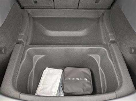 First Look: Tesla Model Y Owners Show Off Pictures of ‘Huge’ Trunk, Exterior and More | iPhone ...