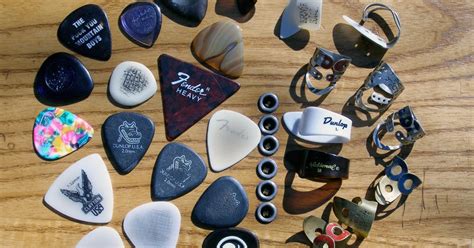 Mandolin Picks: Tips For Choosing Mandolin Picks.