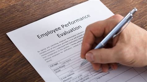 Using a Restaurant Employee Evaluation Form (+Template)