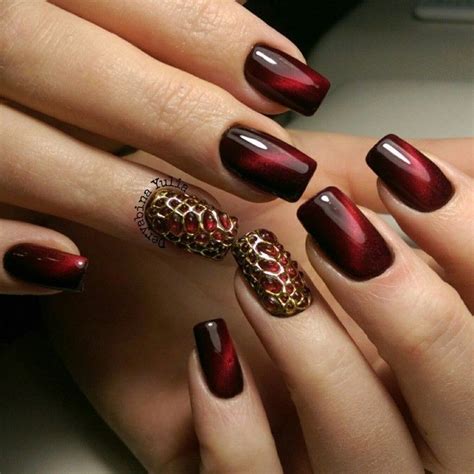 A great example of the fashion gradient manicure nowadays. A ...