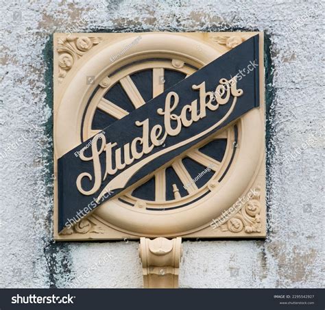 Studebaker Logo