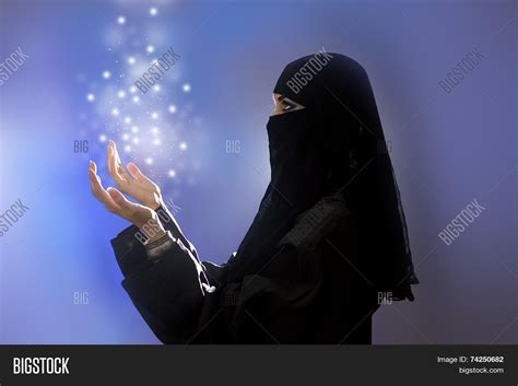 Ramadan: Beautiful Image & Photo (Free Trial) | Bigstock