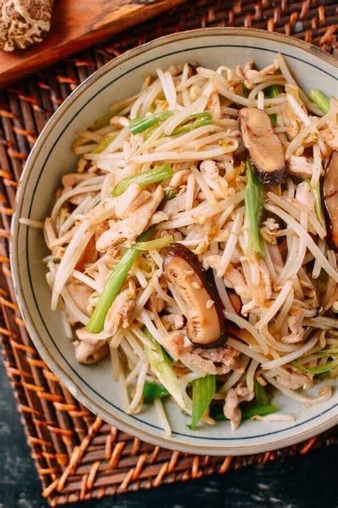 Chicken and Bean Sprouts Stir Fry - The Woks of Life