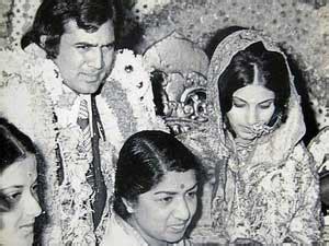 Rajesh Khanna And Dimple Kapadia Wedding Photos