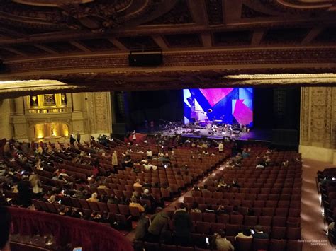 Mezzanine Booth J at Chicago Theatre - RateYourSeats.com