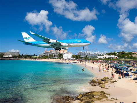 Tourist Dies After Being Hit by Jet Blast at St. Maarten's Maho Beach - Condé Nast Traveler