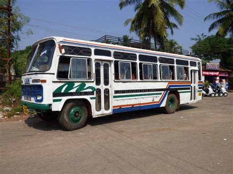 A tourist bus in India editorial stock image. Image of resort - 48371829