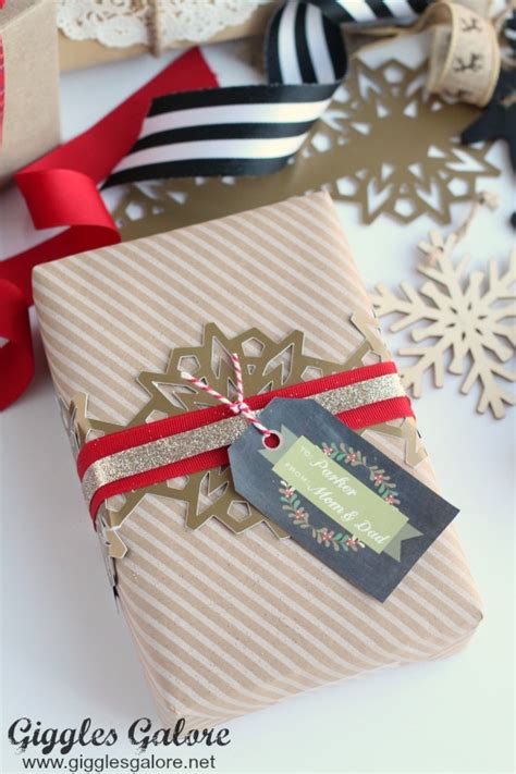 Holiday Gift Wrapping Tips & Techniques - Giggles Galore