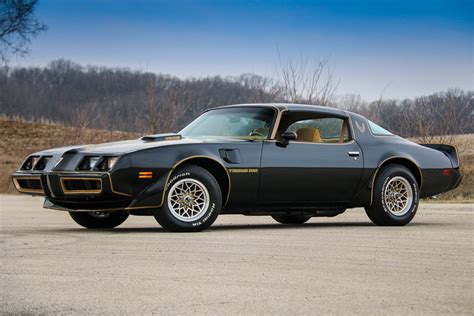 1979 Pontiac Firebird | Custom Classics Auto Body and Restoration