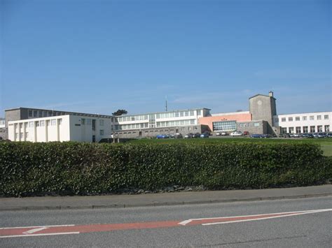 Ysgol Syr Thomas Jones School, Amlwch © Eric Jones :: Geograph Britain ...