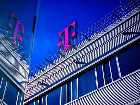 Logo and Group Headquarters | Deutsche Telekom