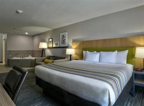 9 Hotels With Jacuzzi In Room in OKC (Oklahoma City)