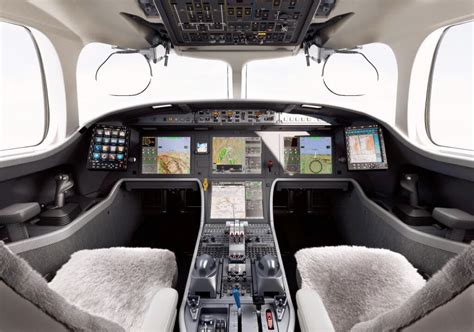 Fly Farther With the Falcon 8X | Magellan Jets