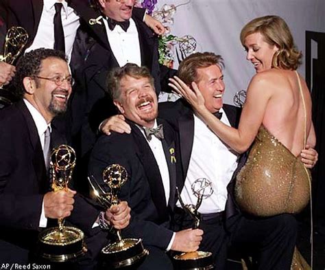 EMMY AWARDS / `West Wing' Soars / Series wins record nine Emmys