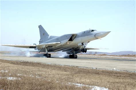 Tupolev TU-22M3 "Backfire C" | Pesawat udara, Pesawat militer, Pesawat