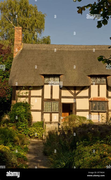 Anne Hathaway's cottage Stock Photo - Alamy