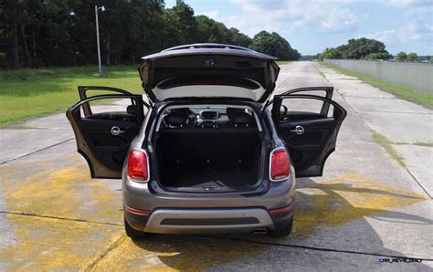 2016 Fiat 500X Interior 15