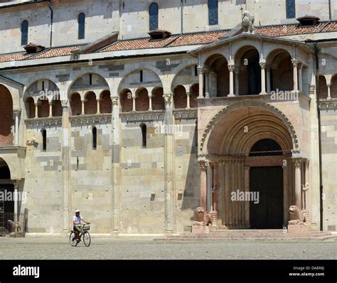 Modena cathedral Italy Stock Photo - Alamy