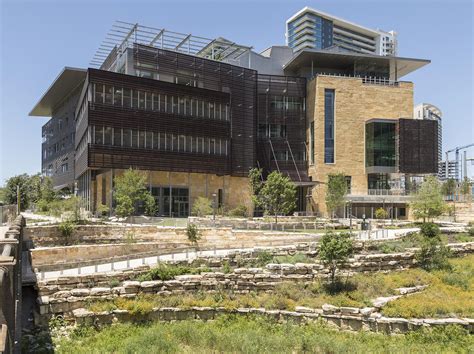 Austin Central Library | Projects & Portfolio | BrightView