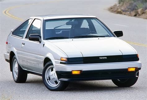 1985 Toyota Corolla GT-S Sport Liftback (AE86) - price and specifications