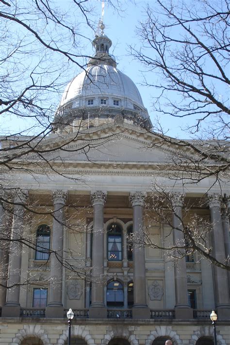 Miss Liefer's 4th Grade Class: Illinois State Capitol